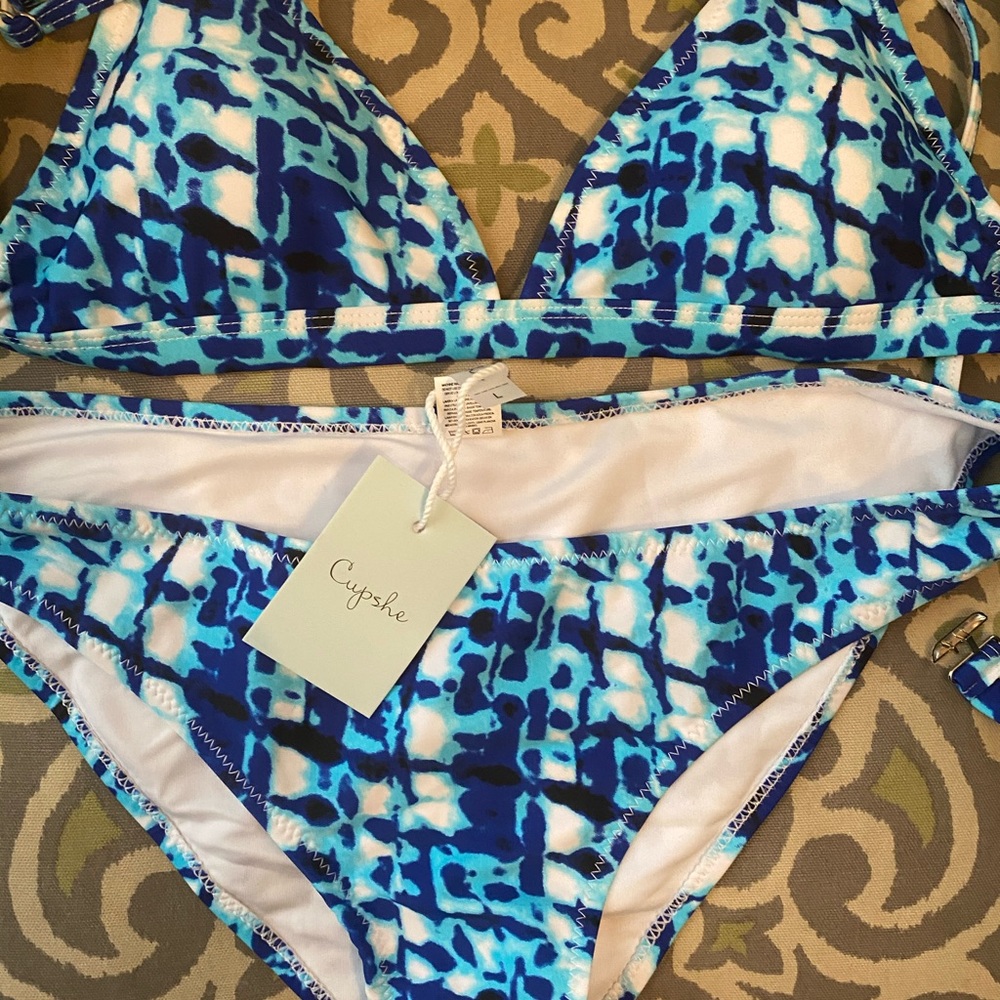 NWT cupshe bikini size L